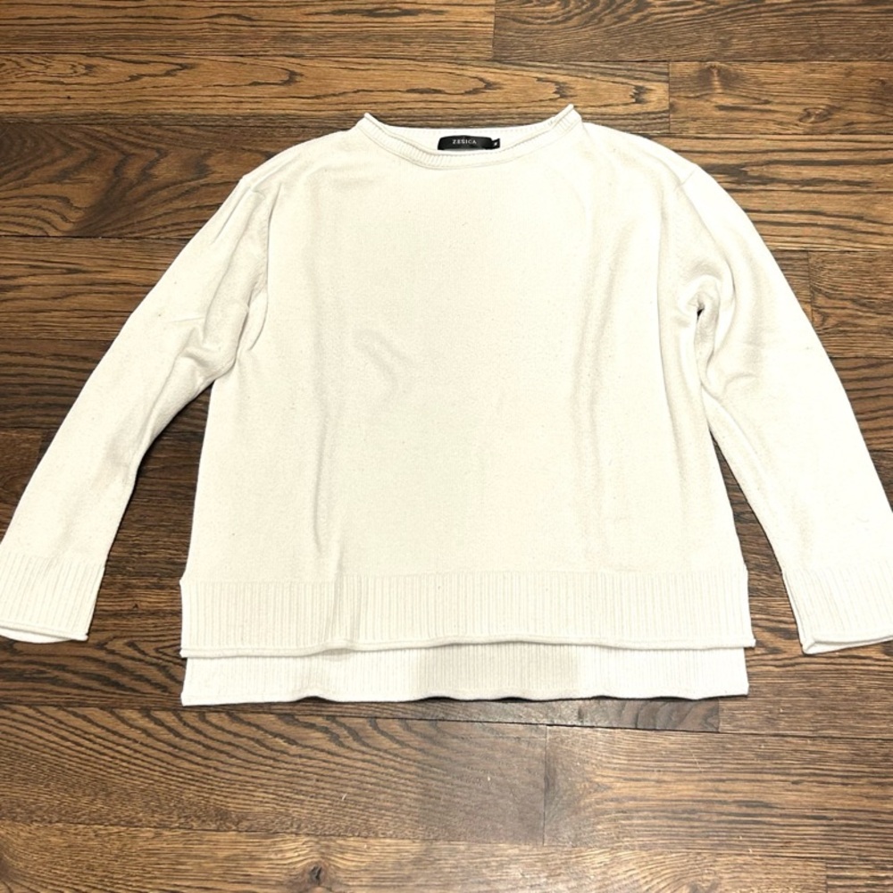 Zesica Crewneck Cream Long Sleeve Sweater